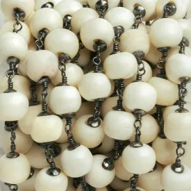 10mm Cream Bone Bead Black Gold Chain 17 pieces